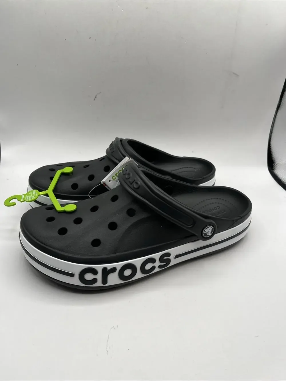 New Crocs Mens Sz 10 Adult Bayaband Clogs, Black/White 205089-066